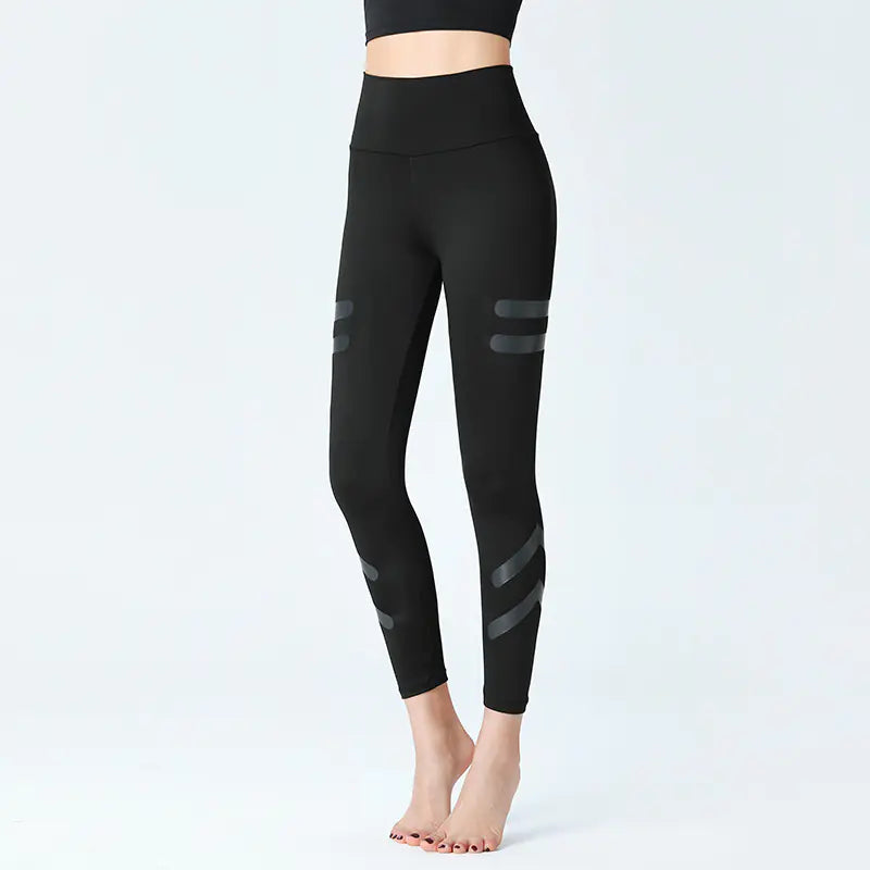 Women's Yoga Hot Pants with Double Circle Print