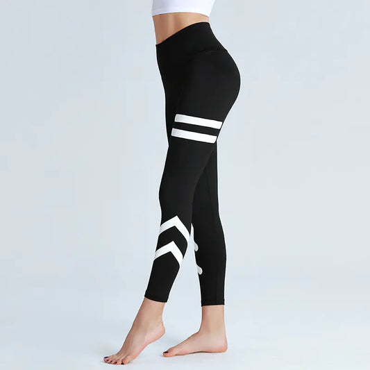Women's Yoga Hot Pants with Double Circle Print
